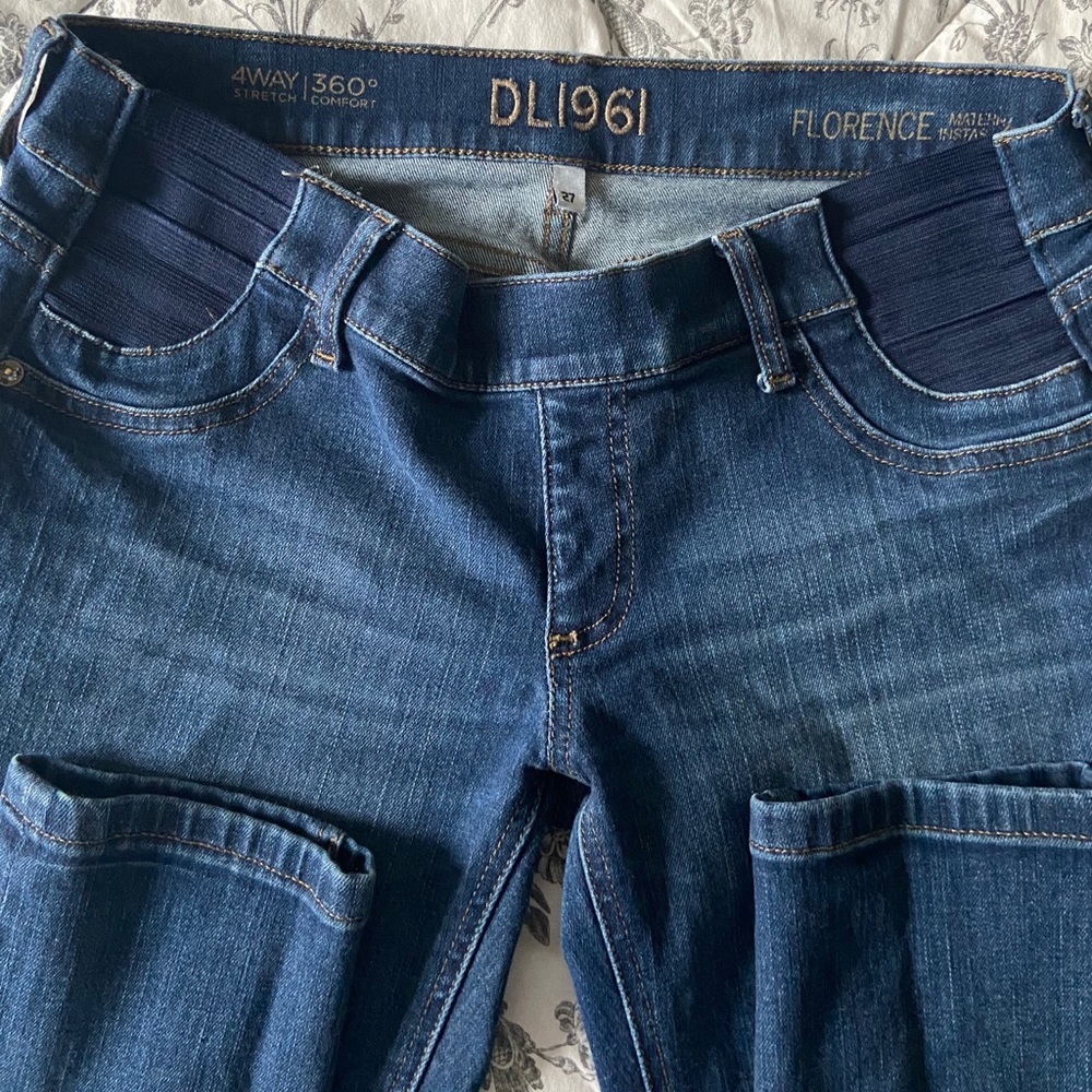 DL1961 Maternity Jeans